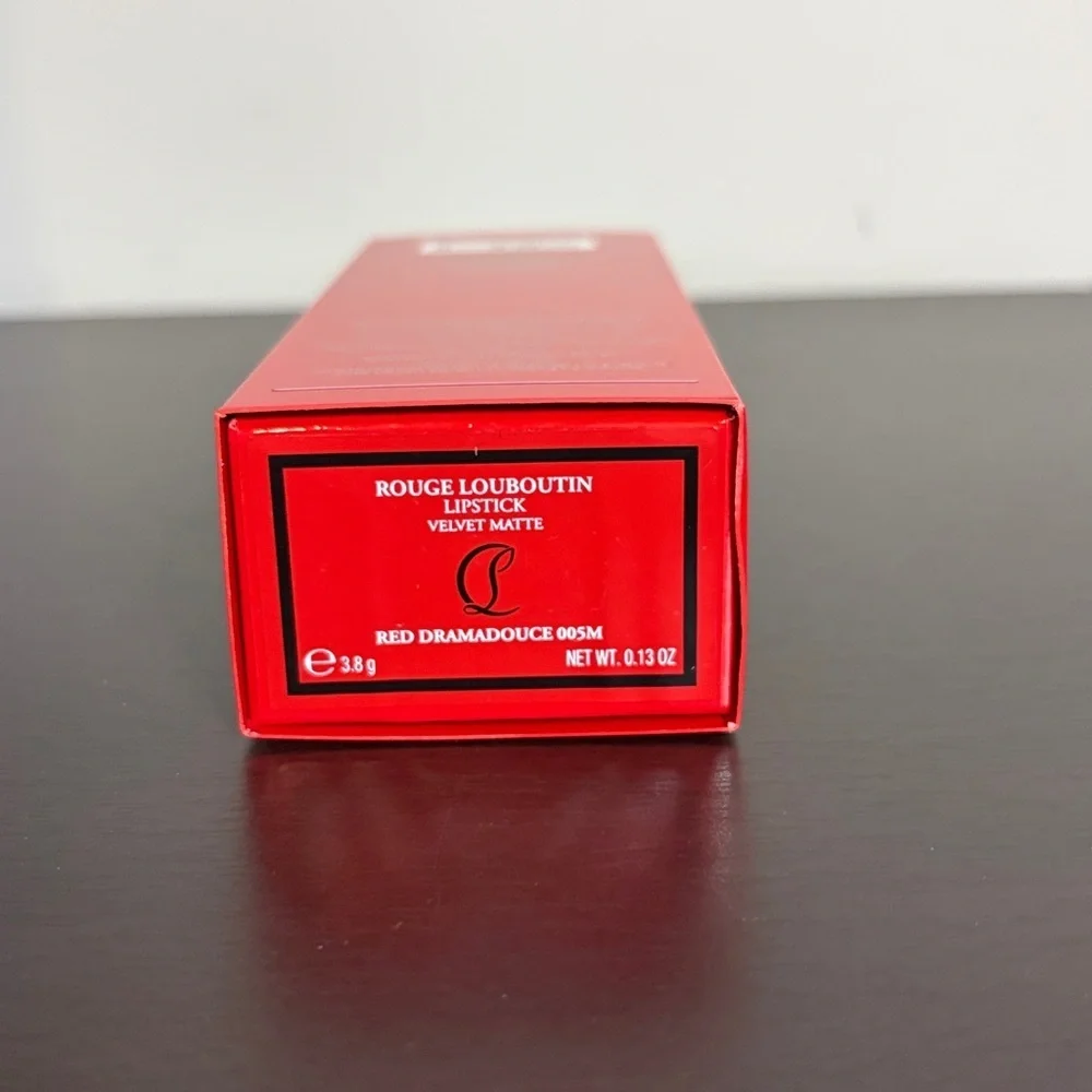 Christian Louboutin ULTRA VELVETY MATTE LIPSTICK RED DRAMADOUCE NEW